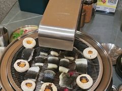 -围炉肉舍•炭烤活鳗•丹东海鲜烤肉(步行街店)