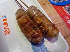 烤热狗-八条友鲜货烧烤·脆皮烤鱼(石岩旗舰店)