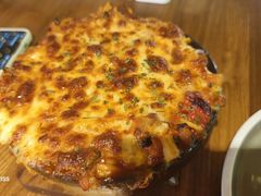 -Dragon Pizza•圆脸龙披萨·牛排餐厅