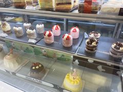 -焙丽拾光(麦凯乐直营店)