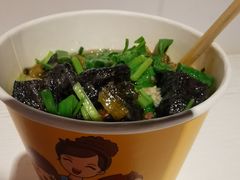 -莫闻味臭豆腐(东百元洪城店)