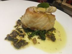 -YUE·6·西式融合餐厅(外滩六号店)