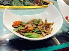 -王府井酒店(金桥港湾店)