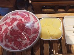-快活林酸汤鱼鲜品火锅店(甲秀楼店)