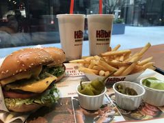 -The Habit Burger Grill 哈比特汉堡(复兴soho店)