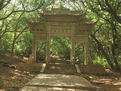 -灵岩山风景区