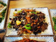 -东吉馆韩式餐厅(八经街总店)
