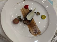 -上海佘山世茂艾美酒店