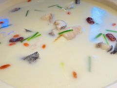 江团鱼炖汤-老阿爸鲜鱼土菜(昆山花桥店)