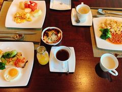 -三亚湾海居铂尔曼度假酒店