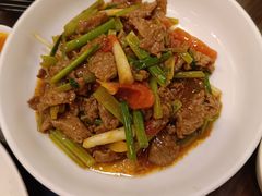 -盛中钰广味小馆