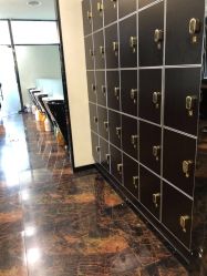 -八佰伴8008星级形象店