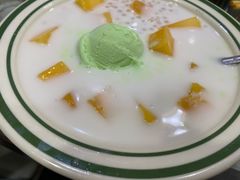 -黄师奶甜品店