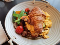 -玲婧胡同·生日蛋糕·餐厅(嘉里城店)