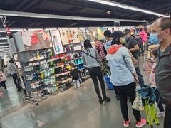 -迪卡侬(西三旗店)