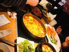 -呷哺呷哺(维多利万悦城店)
