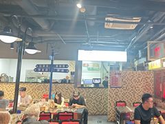 -马路牙子烧烤音乐酒馆(望京店)