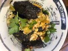 -黑白电视长沙小吃(悦汇城店)