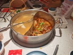 -左庭右院鲜牛肉火锅(环球港店)