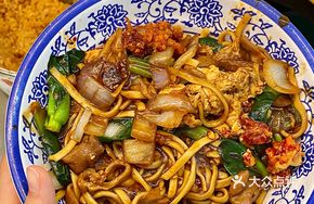 Fatty Intestine Egg Mixed Sauce Noodles