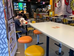 用餐区-麦当劳(杭州萧山京港国际店)