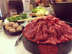 -鲜入围煮花胶鸡海鲜火锅