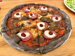 怪兽之眼披萨-城市大道红炉披萨烘焙坊