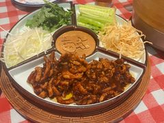 -老郑家东北春饼(龙悦居店)