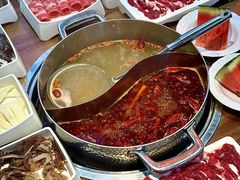 -来龍儿鲜切牛肉自助老火锅