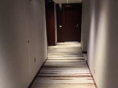 -上海龙之梦万丽酒店