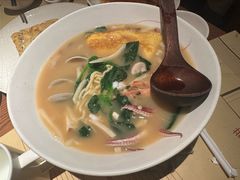 -荣家黄鱼面(前滩太古里店)
