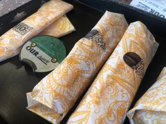 黄油碱水包-OUR Bakery(三里屯太古里店)