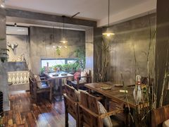 大堂-HIGH FIVE哈福手工汉堡(桂林路店)