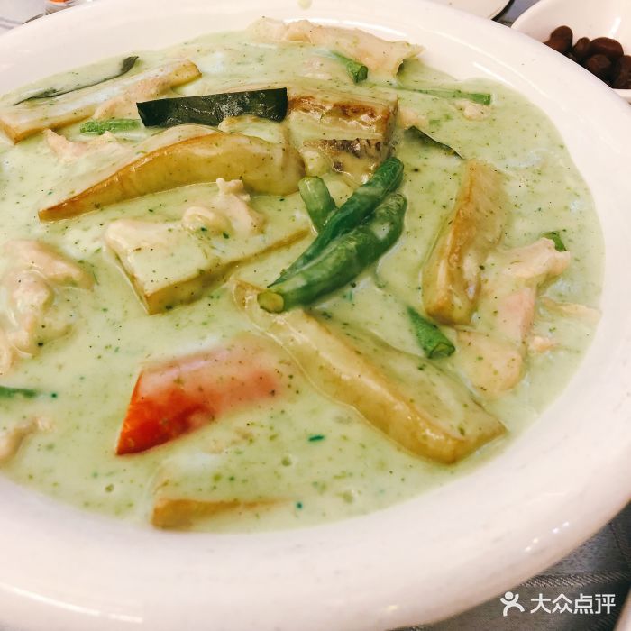 泰式青咖喱鸡