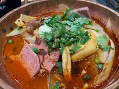 -成都你六姐·牛肉冒菜(上海环宇荟店)
