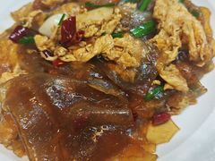 -鲁南仔·滕州炒鸡(经三路店)