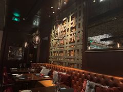 -恰餐厅及酒吧 CHAR Bar & Grill (北京丽都皇冠假日店)