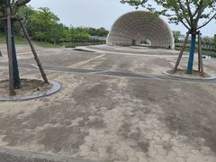 -吴淞炮台湾湿地森林公园烧烤区