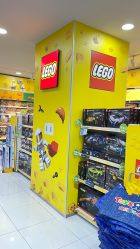 -玩具反斗城(正大广场店)