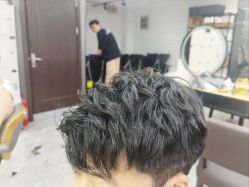 -藤野造型烫发染发