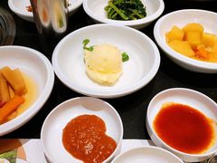 餐前小菜-韩屋韩国料理(天山路店)