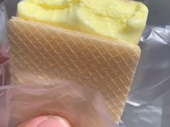 -詹爷爷乌节路街头冰淇淋