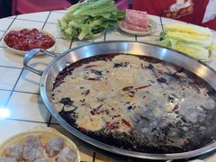 -储奇门鳝鱼火锅(总店)