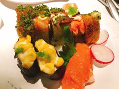 -领鲜活海鲜榴莲自助火锅(东门店)