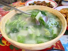 -闯关东东北农家菜(崂山石老人店)