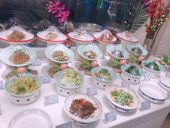 -汇丰百宴(甲尔坝农贸市场店)