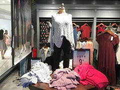 -Hollister(天环广场店)