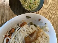 -牛八宝桂林米粉(八里庄店)