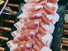 -老牌坊云南鱼豆花火锅(哈西万达店)