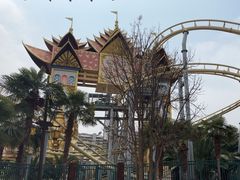 -七彩云南欢乐世界